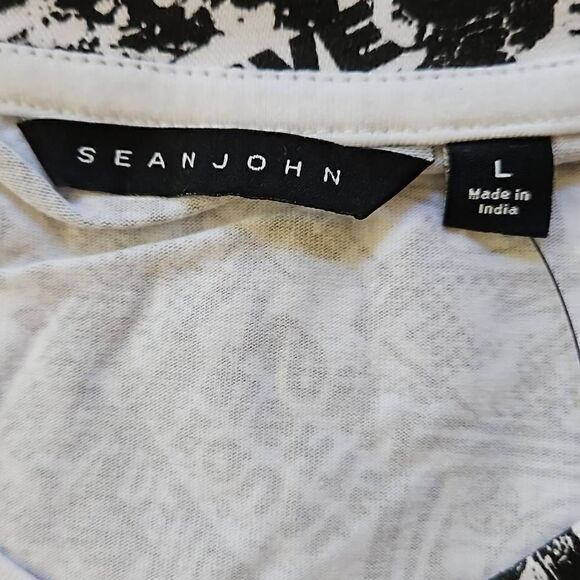 Sean John Short Sleeve Newspaper Graphic Tee Bright White Large - Picture 4 of 12
